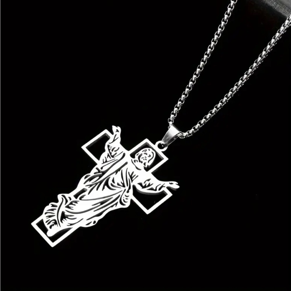 Jesus On The Cross Pendant Necklace